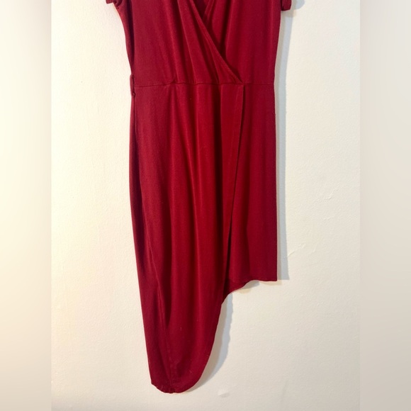 ‼️FINAL SALE‎ MUST GO‼️🩷✨Gorgeous Dark Red Dress - Size M✨🩷 - Picture 5 of 6